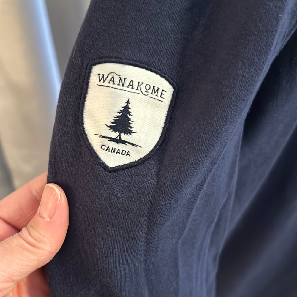 Wanakome navy blue light/mid weight full zip hoodie - Picture 3 of 7